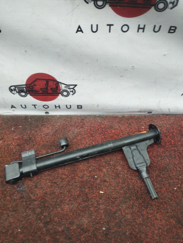 домкрат