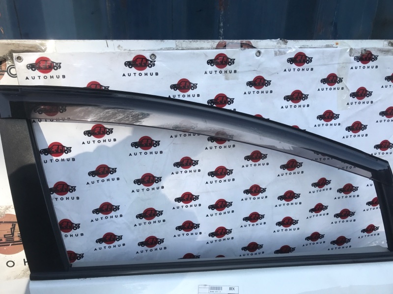 Боковое стекло - Toyota PRIUS