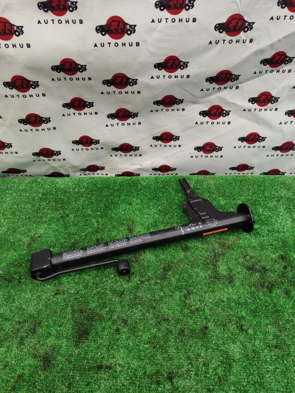 домкрат