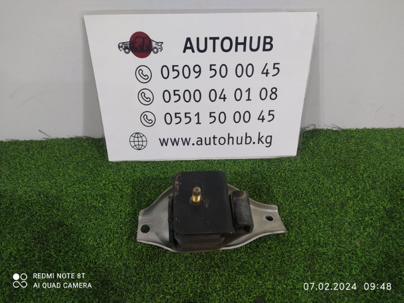 подушка двигателя