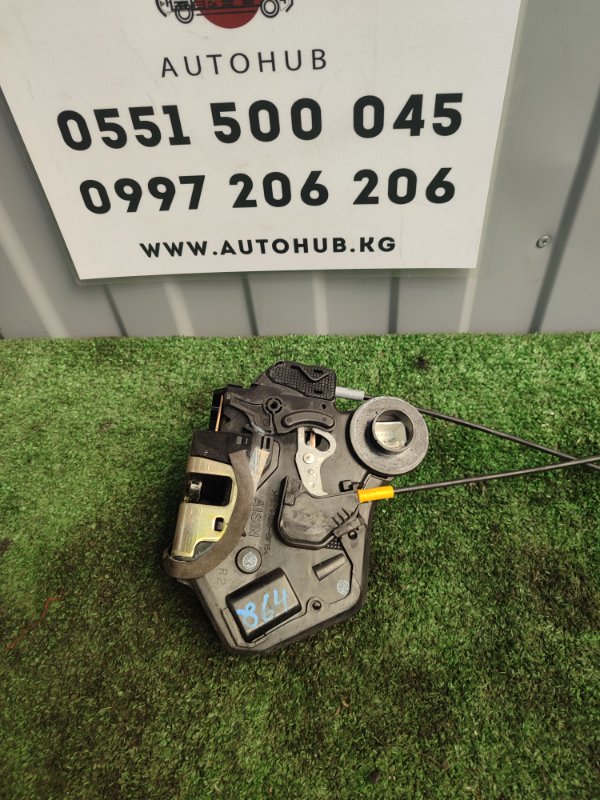 замок двери - TOYOTA Wish