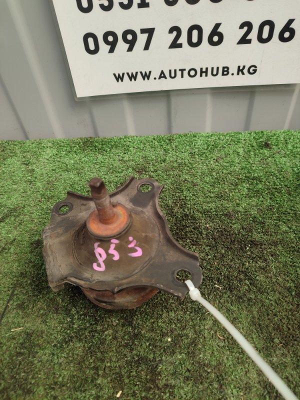 подушка двигателя