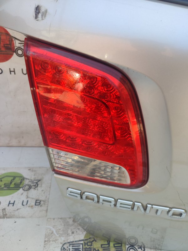 Фонарь крышки багажника - Kia Sorento
