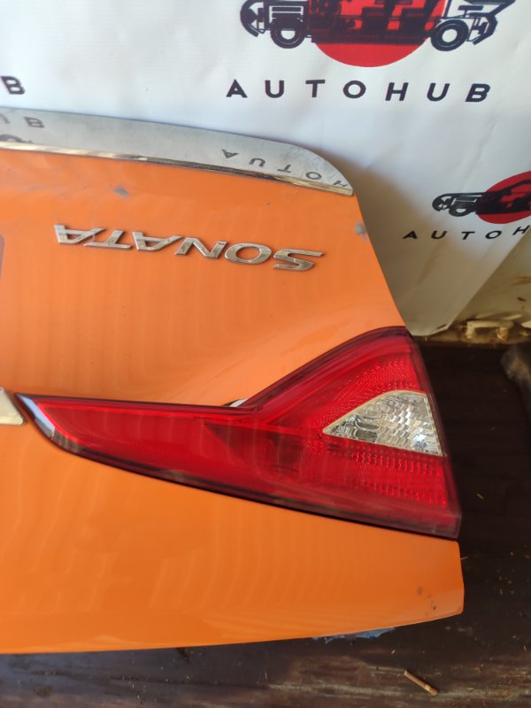 Фонарь крышки багажника - Hyundai Sonata