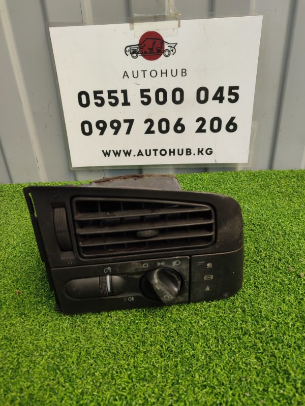 Блок управления фарами - Volkswagen Golf