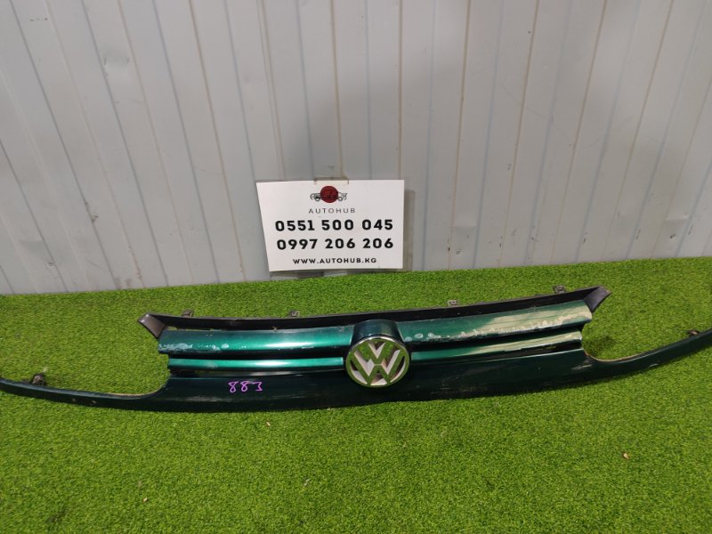 решетка радиатора - Volkswagen Golf