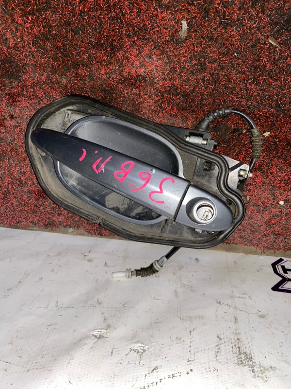 Ручка двери