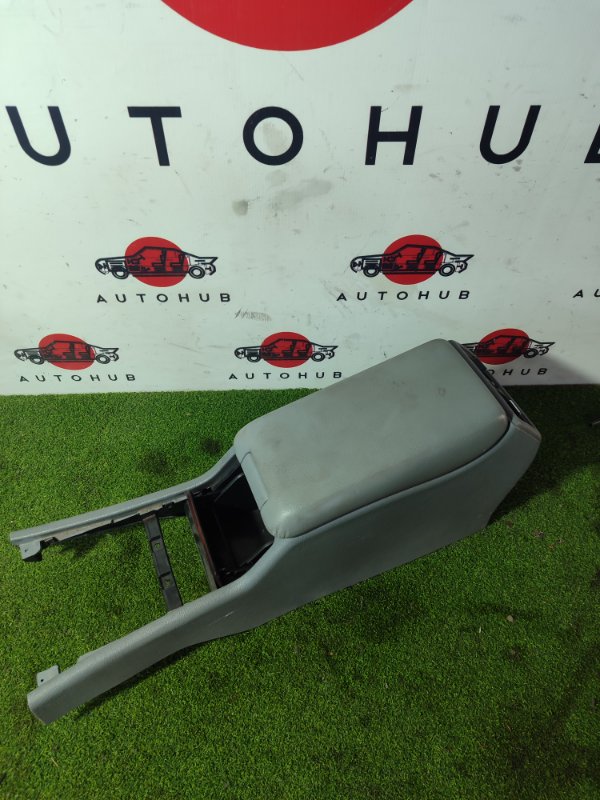 подлокотник - Mercedes-Benz E-CLASS