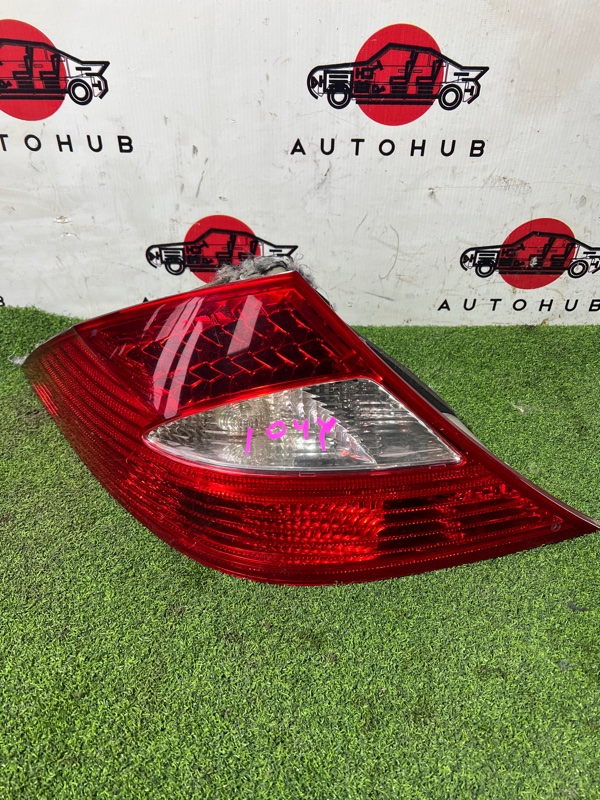 фонарь заднего хода - Mercedes-Benz CLS550