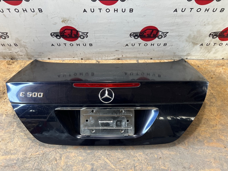 крышка багажника - Mercedes-Benz E-CLASS