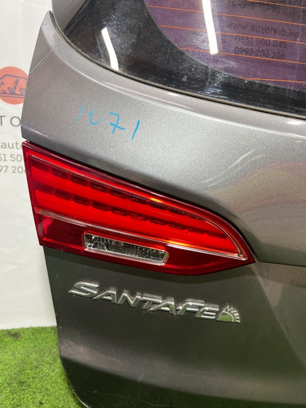 Фонарь крышки багажника
