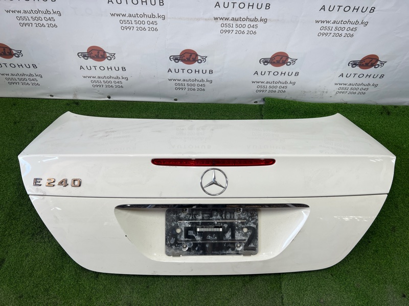 крышка багажника - Mercedes-Benz E-CLASS