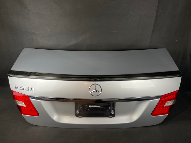 крышка багажника - Mercedes-Benz Е-class