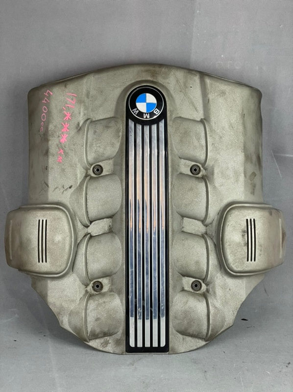 крышка двигателя - BMW 525