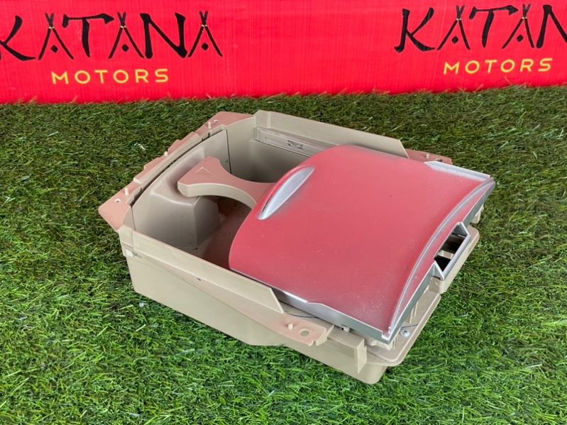 подстаканник - HONDA ARIA