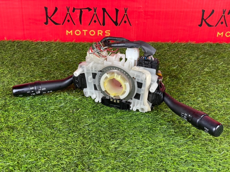гитара - Toyota WINDOM