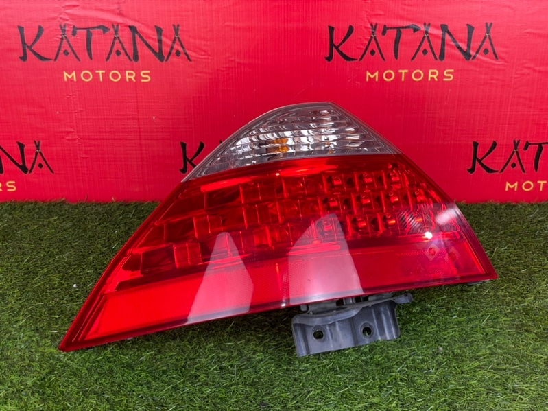 задний фонарь - HONDA INSPIRE