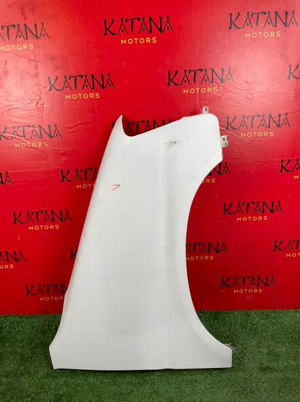 крыло - HONDA STEP WGN