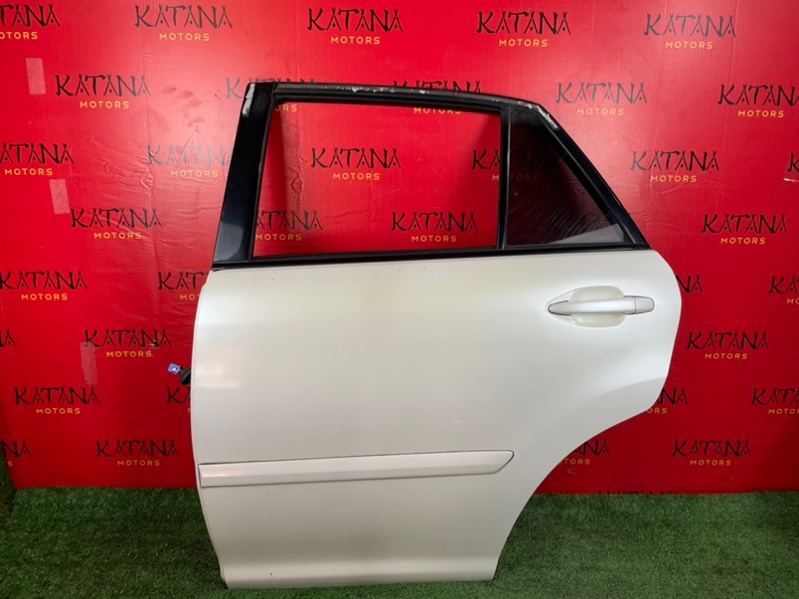 дверь - Toyota HARRIER