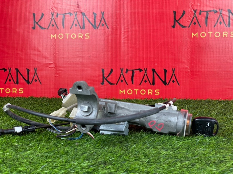 замок зажигания - Toyota WINDOM