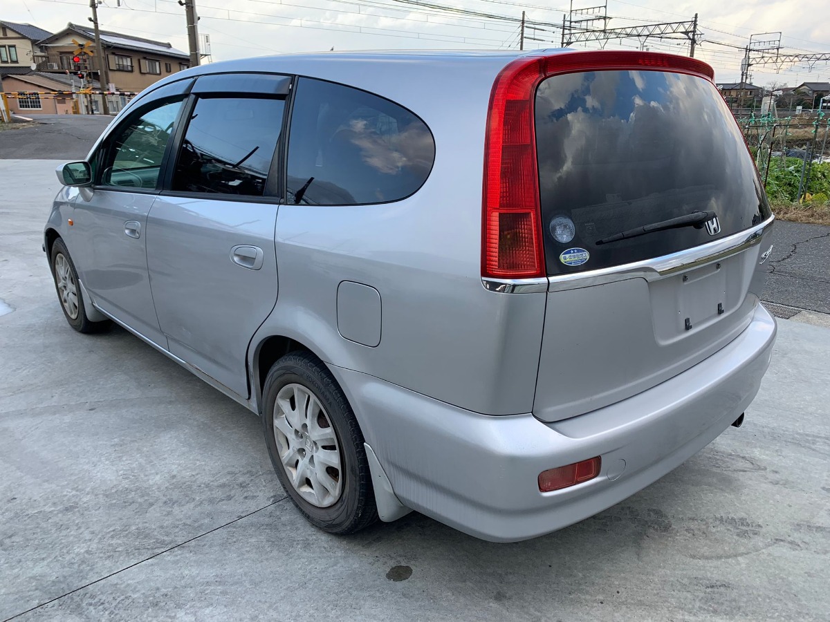 глухое стекло - HONDA Stream
