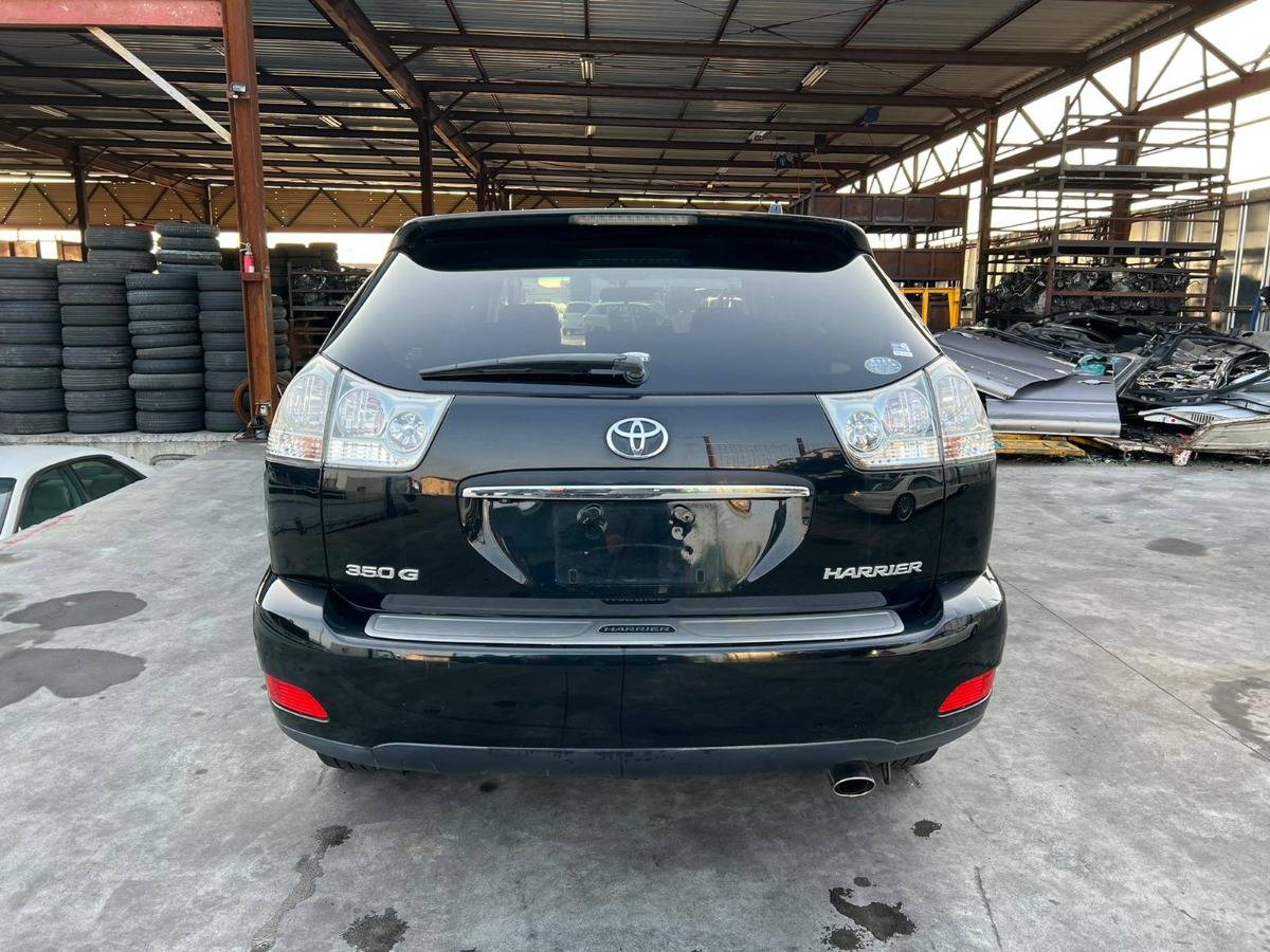 крышка багажника - Toyota HARRIER