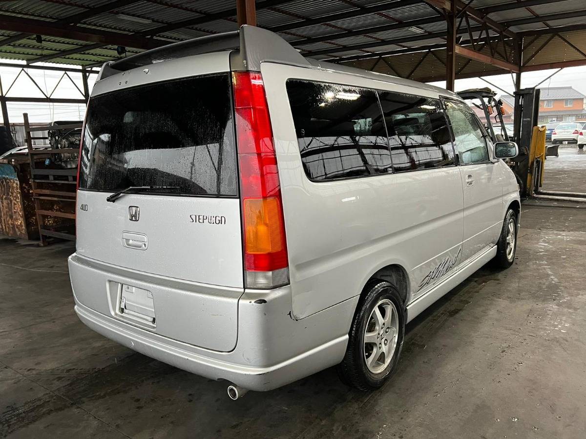 Подномерник - HONDA STEP WGN