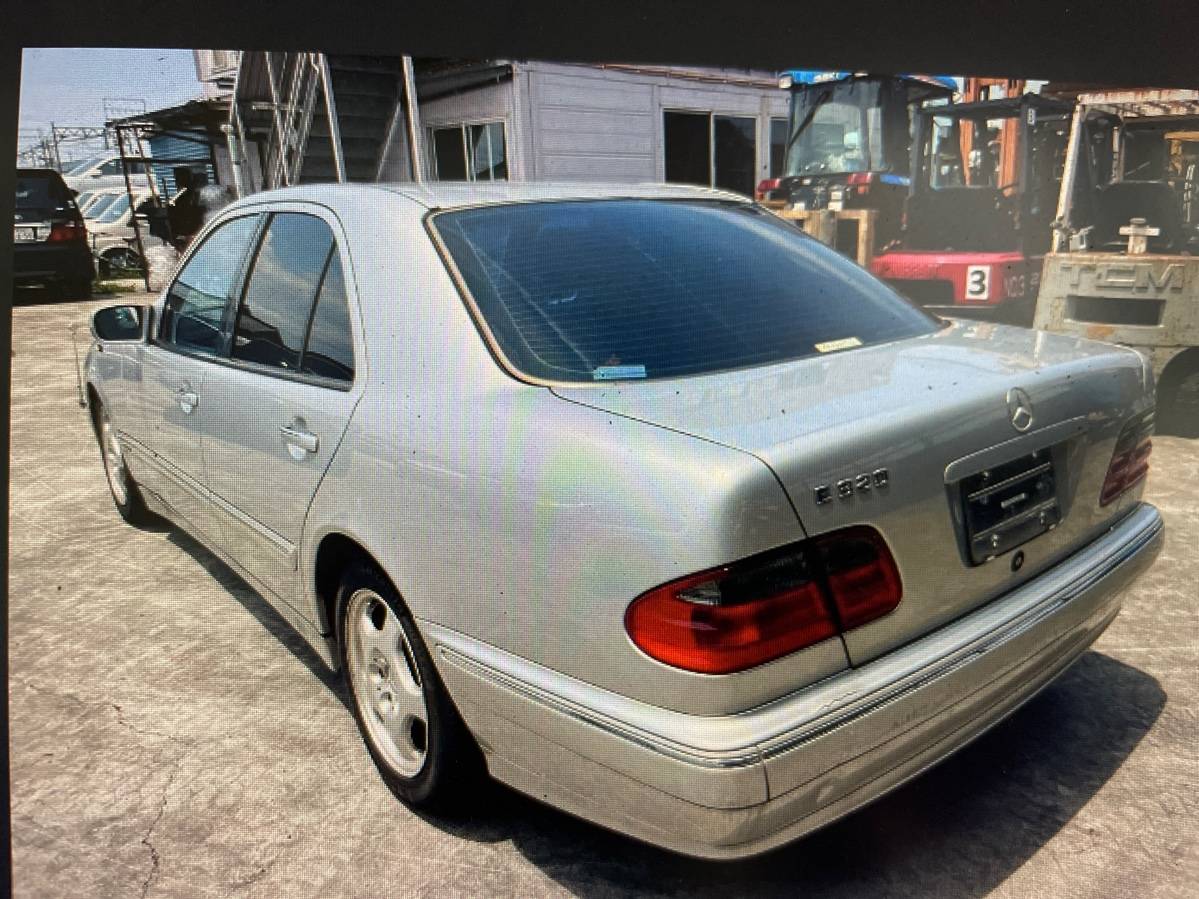 дверь - Mercedes-Benz E-Class