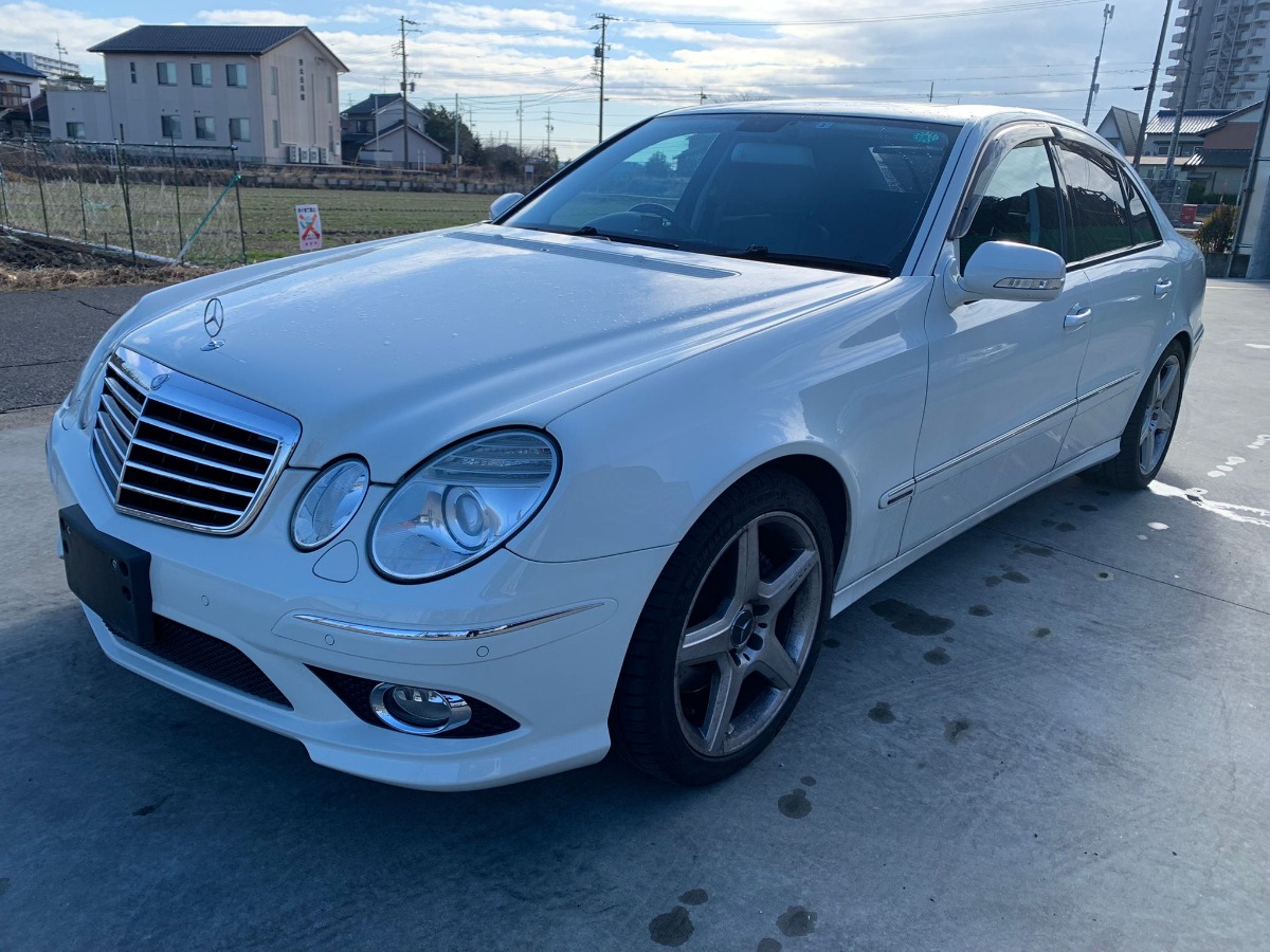 капот - Mercedes-Benz E-Class