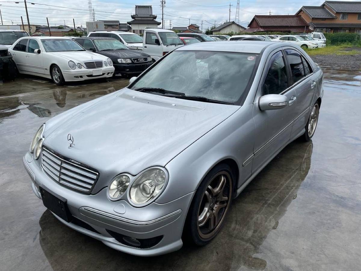 капот - Mercedes-Benz C-class