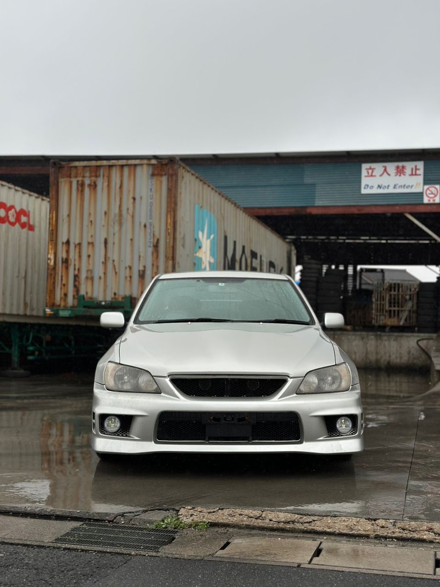 капот - Toyota ALTEZZA