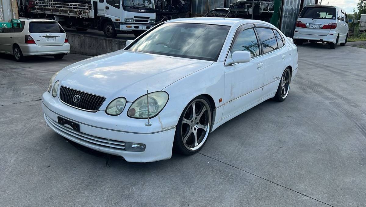 капот - Toyota ARISTO