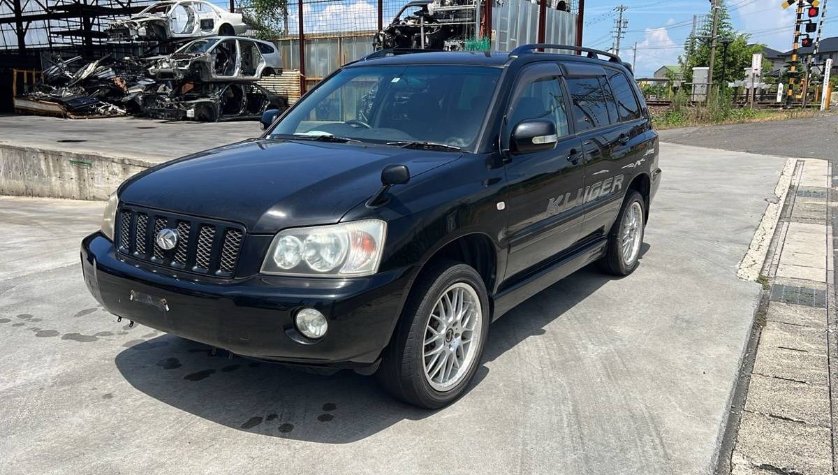 бампер - Toyota KLUGER