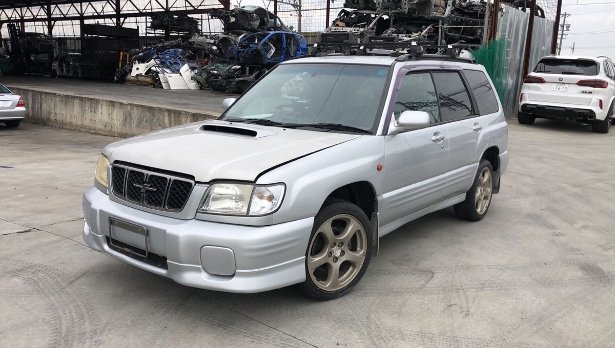 бампер - SUBARU FORESTER