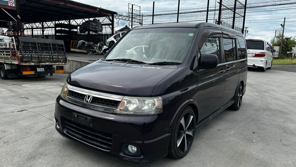 крыло - HONDA STEP WGN