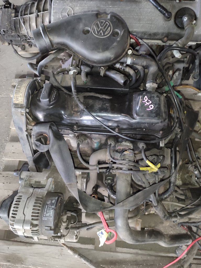 Двигатель - Volkswagen Passat