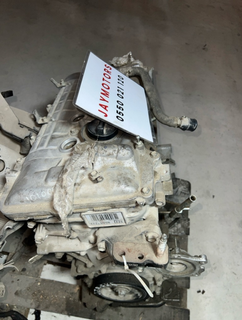 Двигатель - TOYOTA Prius